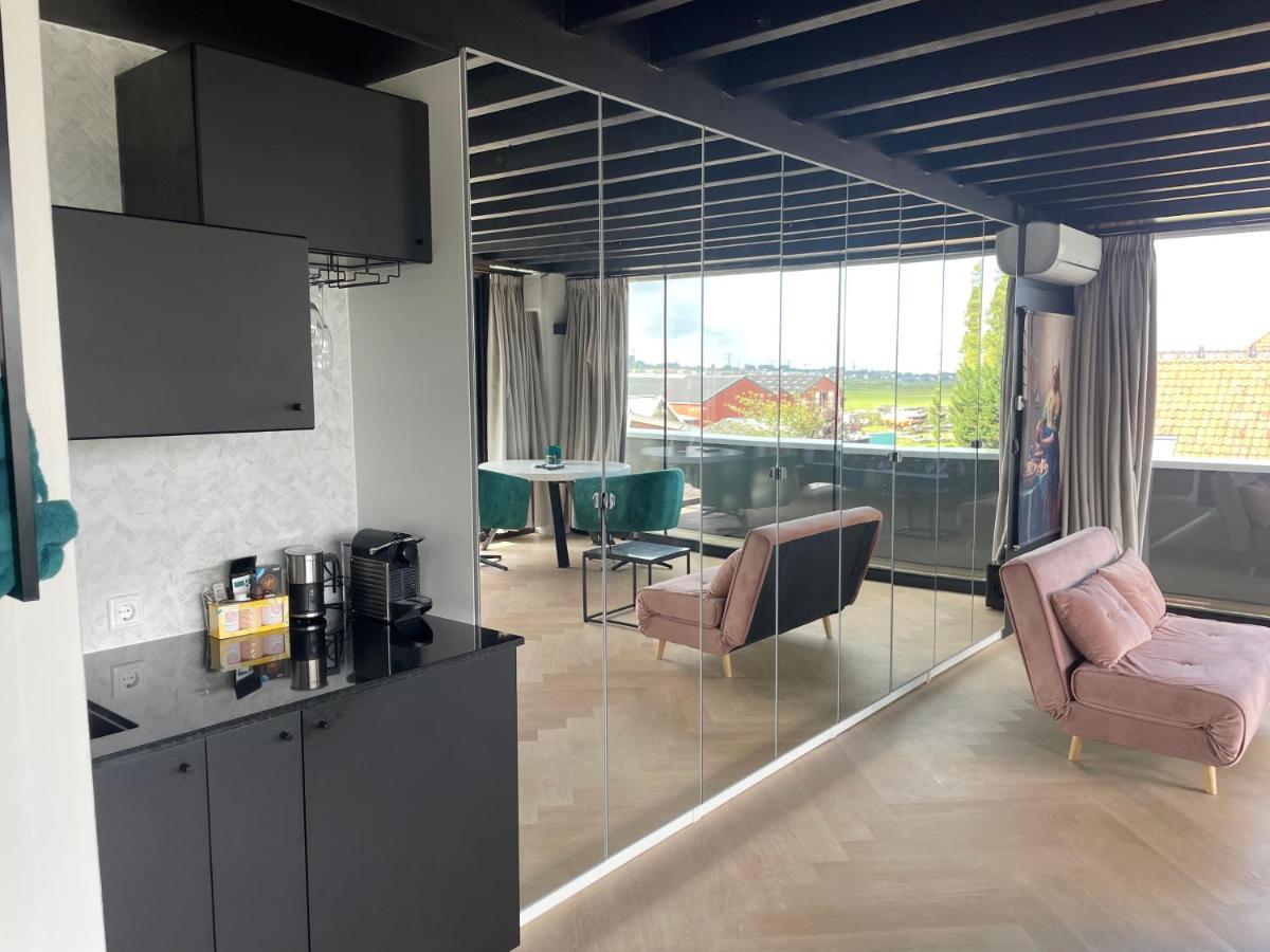 Above And Beyond - Luxe Suite Met Sauna En Stoomdouche Zaandam Kültér fotó