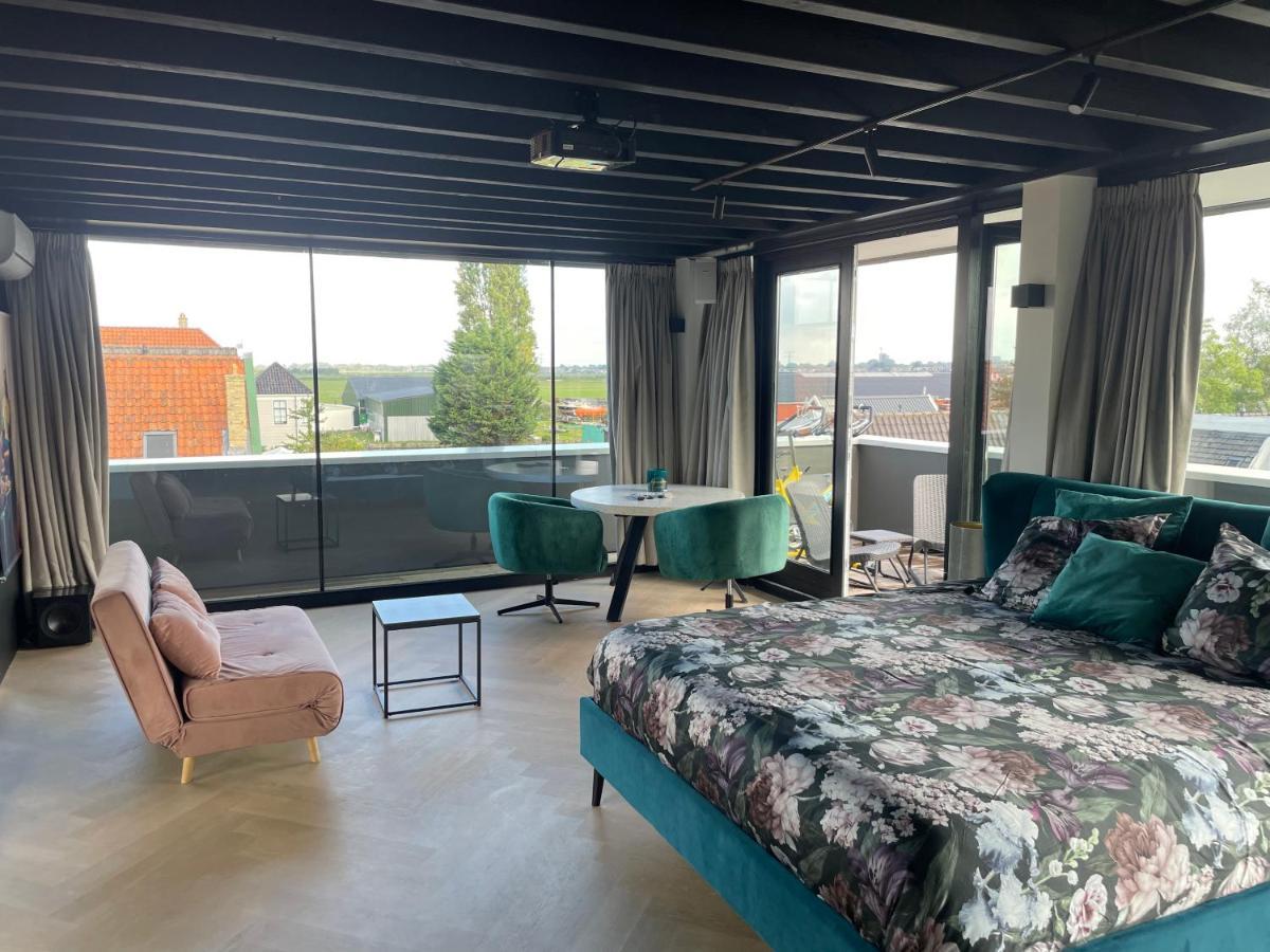Above And Beyond - Luxe Suite Met Sauna En Stoomdouche Zaandam Kültér fotó