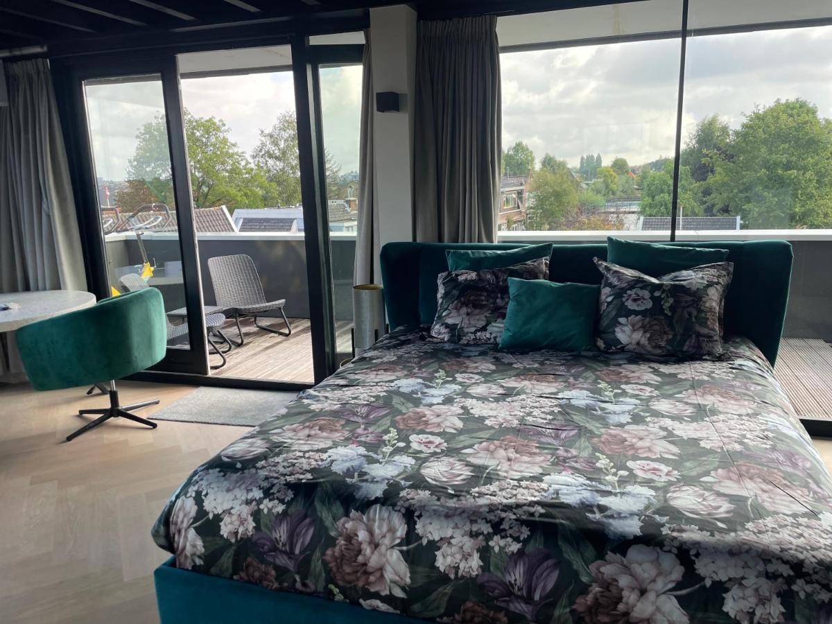 Above And Beyond - Luxe Suite Met Sauna En Stoomdouche Zaandam Kültér fotó